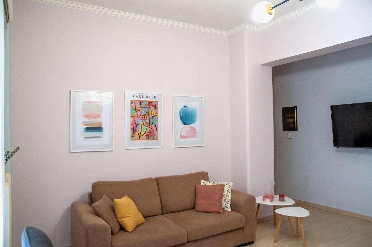Mid Century Modern Apartment - Atelier Olimpia Exterior foto